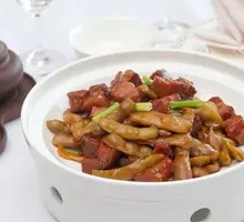 Golden Braised Pork Belly