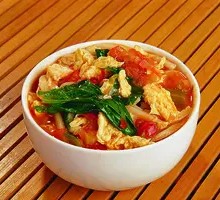 Egg Tomato Noodle Soup