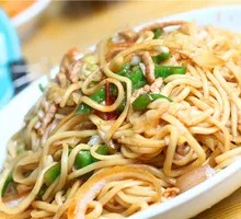 Shredded Pork with Greens Stir-Fried Noodles
