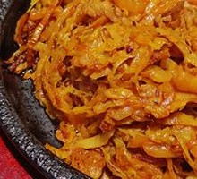 Sizzling Sour Cabbage with Pork Belly