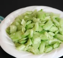 Vegetarian Cucumber Salad