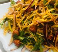 Stir-Fried Bean Sprouts with Three Threads