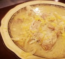 Sour Cabbage Bone Soup