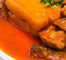 Stewed Husky Fish Head with Potatoes