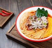 Octopus Foil-Grilled Clam Noodles