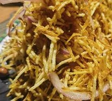 Stir-Fried Bean Sprouts with Three Threads