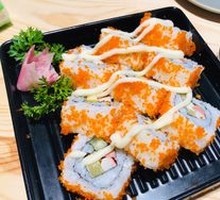 Crab Roe Sushi Roll
