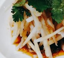 Spicy Tossed Lotus Root Slivers