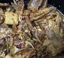 Shenyang-Style Smoked and Tossed Chicken Frames