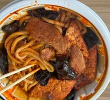 Spicy Chicken Fried Rice Noodles