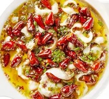 Spicy Stir-Fried Fish with Sour Cabbage