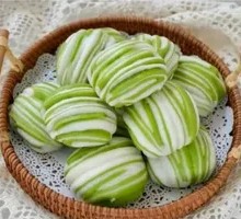 Two-color Steamed Buns