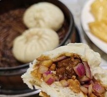 Pork and Spare Rib Bao