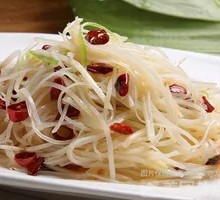 Tree Pepper Potato Shreds