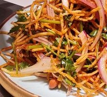 Stir-Fried Bean Sprouts with Three Threads