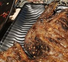 Charcoal-Grilled Fish Head