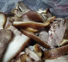 Pork head meat