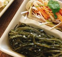 Thin seaweed strips