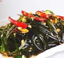 Garlic Dressed Kelp Strips