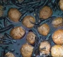 Braised Pork Meatballs