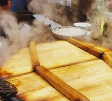 Stir-fried in Iron Pot