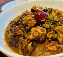 Stir-fried Chicken with Mushrooms
