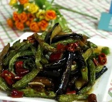 Dry-Fried Green Beans