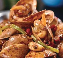 Spicy Stir-Fried Clams