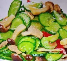 Stir-Fried Pork with Three Fresh Ingredients