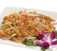 Stir-fried Pork with Slippery Mushroom