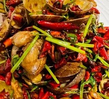 Spicy Stir-Fried Clams