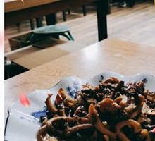 Tree Pepper Donkey Intestine