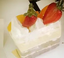 Orchard Cream Cake