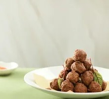 Crispy Beef Meatballs