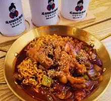 Chicken Feet Noodles