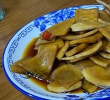 Pickled Radish in Sauce