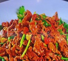 Stir-Fried Beef with Yellow Onion