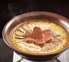 Longjiang Pig Killing Dish