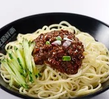 Zhajiangmian