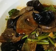 Beef with Autumn Wood Ear