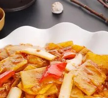 Spicy Kimchi Stir-fried Potato Slices