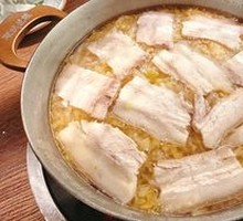 Sour Cabbage with Pork Belly