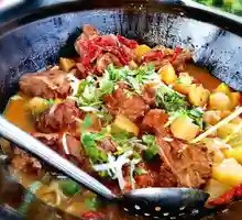 Stewed Pork Ribs in Iron Pot