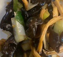 Scallion-braised Black Fungus