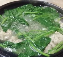 Spinach Lamb Noodle Pot