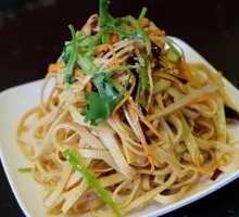Mixed Dried Tofu Noodles