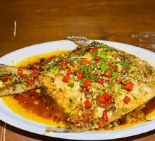 Secret Sauce Braised Large White Pomfret