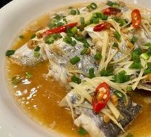 Steamed Hairtail with Puning Bean Sauce