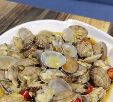 Spicy Stir-Fried Clams