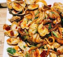 Spicy Stir-Fried Clams